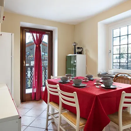 Maison Esterina Vista Monte Bianco Apartment Courmayeur