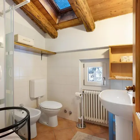 Maison Esterina Vista Monte Bianco Apartment *
